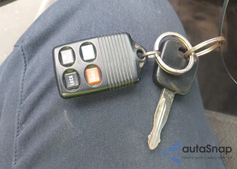 1998 Ford Mustang from USA, damaged, VIN 1FAFP404XWF141539